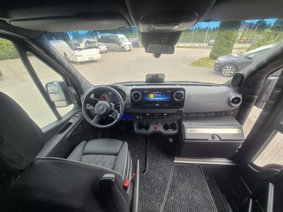 MERCEDES-BENZ SPRINTER 519 CDI